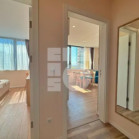 Daire 1br Sea Garden Prime With View & Parking *